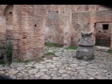 03353 ostia - regio i - insula iii - caseggiato dei molini (i,iii,1) - raum 18 - blick ri raum 17 - bli suedwesten - 01-2024.jpg